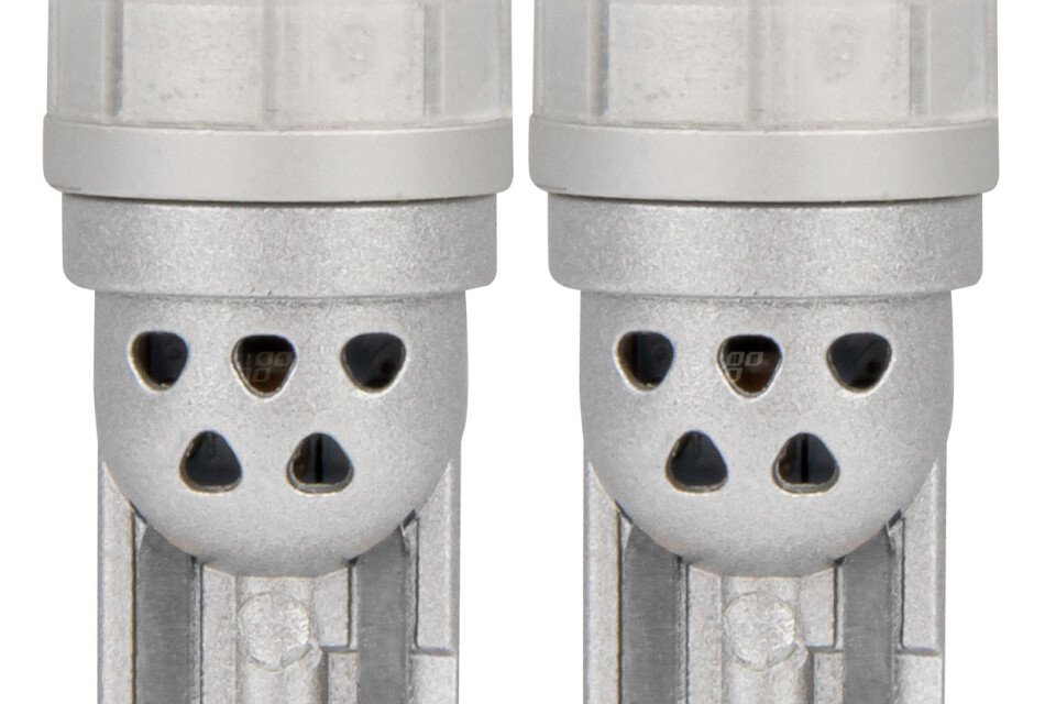 Żarówki LED 360 ​​Pure Light Series STANDARD T10 W5W 3x3020 SMD Białe 12V/24V AMIO-03725