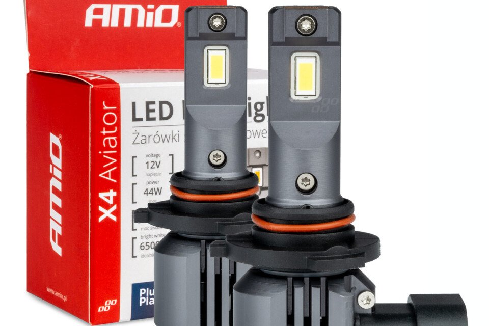 Seria X4 Aviator HB3 6500K Canbus Car Becuri LED AMIO-03766