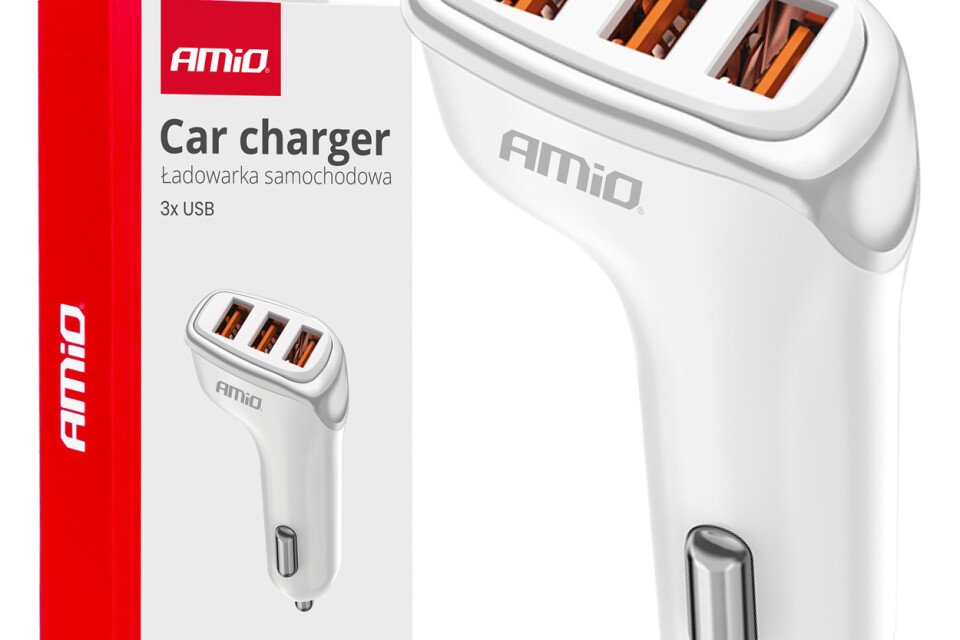 Auto punjač 3k USB-A 3.1A AMIO-03885