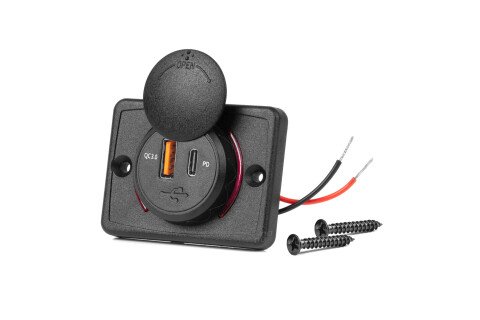 Auto punjač s USB utičnicama vodootporan kvadratni USB + USB-C QC3.0 12V 24V AMIO-04231