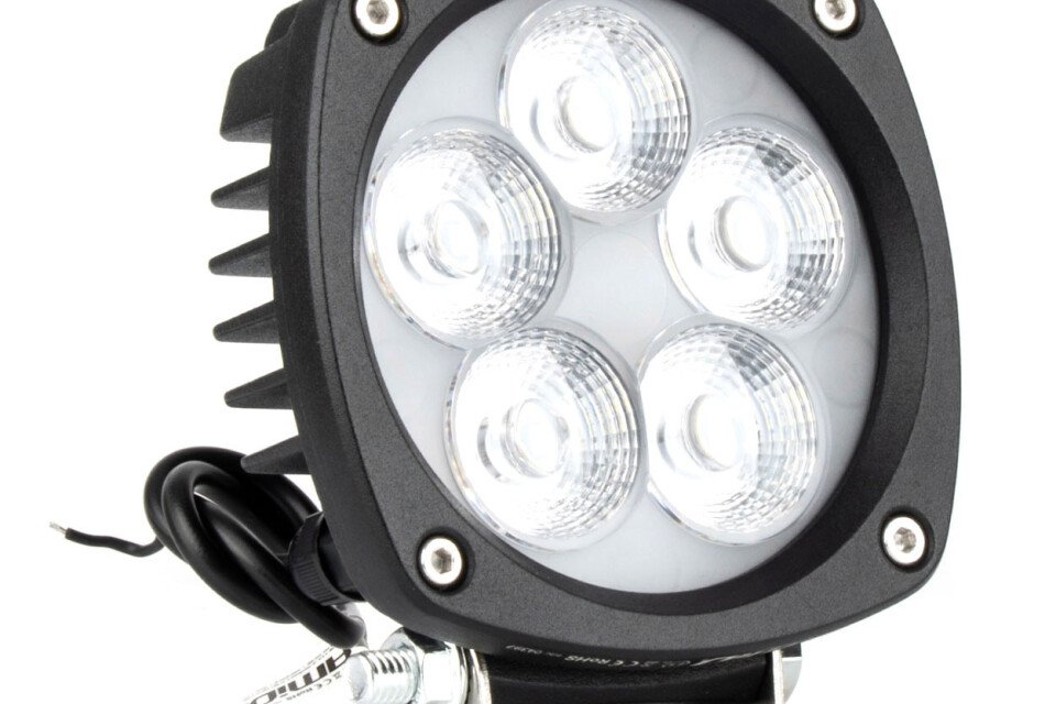 Pracovný halogénový svetlomet LED svetlomet 25W COMBO 12V 24V AMIO-04397