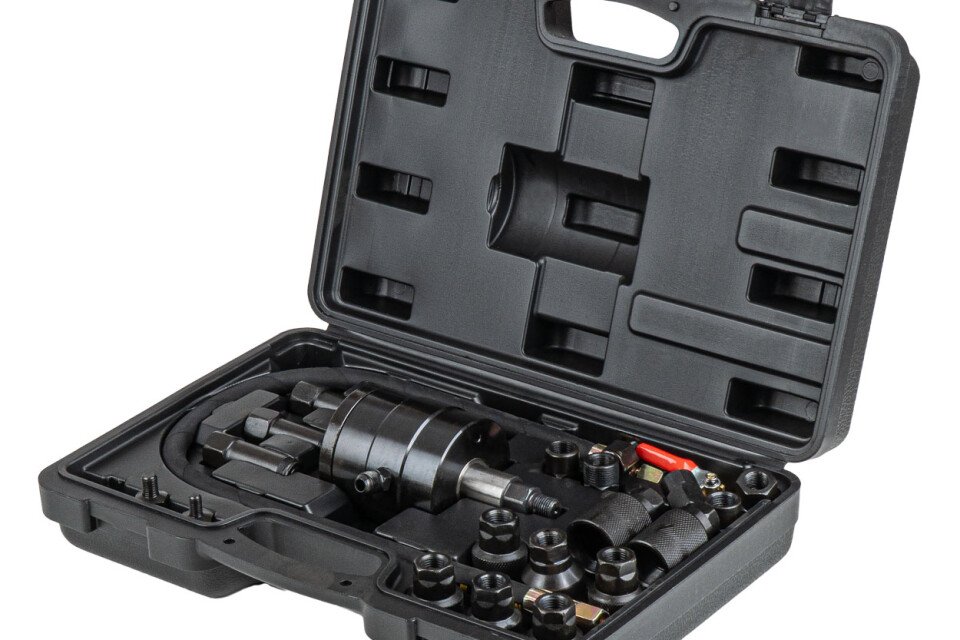 Pneumatický stahovák vstřikovačů AMIO-04774