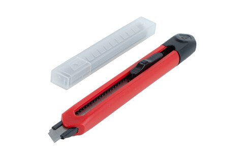 Coltello universale con set di lame in ABS 80x9x0,4 mm 1+5 AMIO-04818