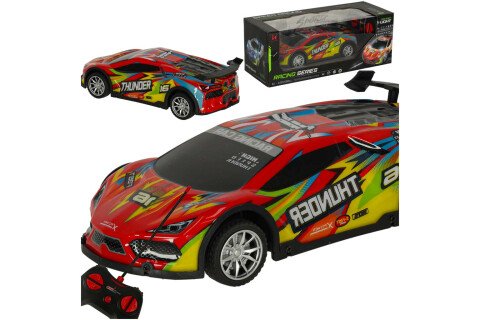 Czerwony sportowy samochód RC