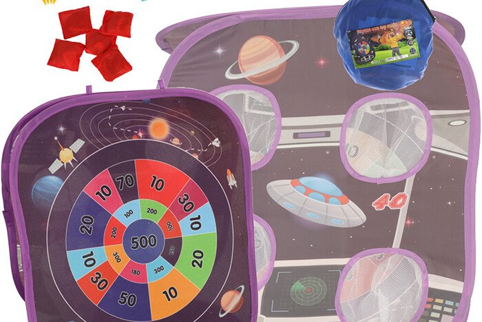 Lancio del gioco su un bersaglio con palline per freccette a doppia faccia 21 parti